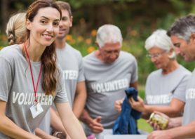 woman-in-volunteer-group-500